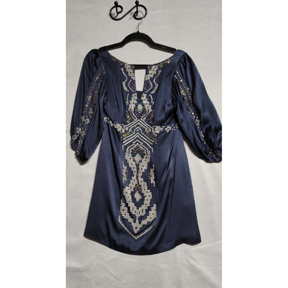 Navy W Beaded trim And Button Back Ls Nanette Lepore Short Silk Dress Size 0